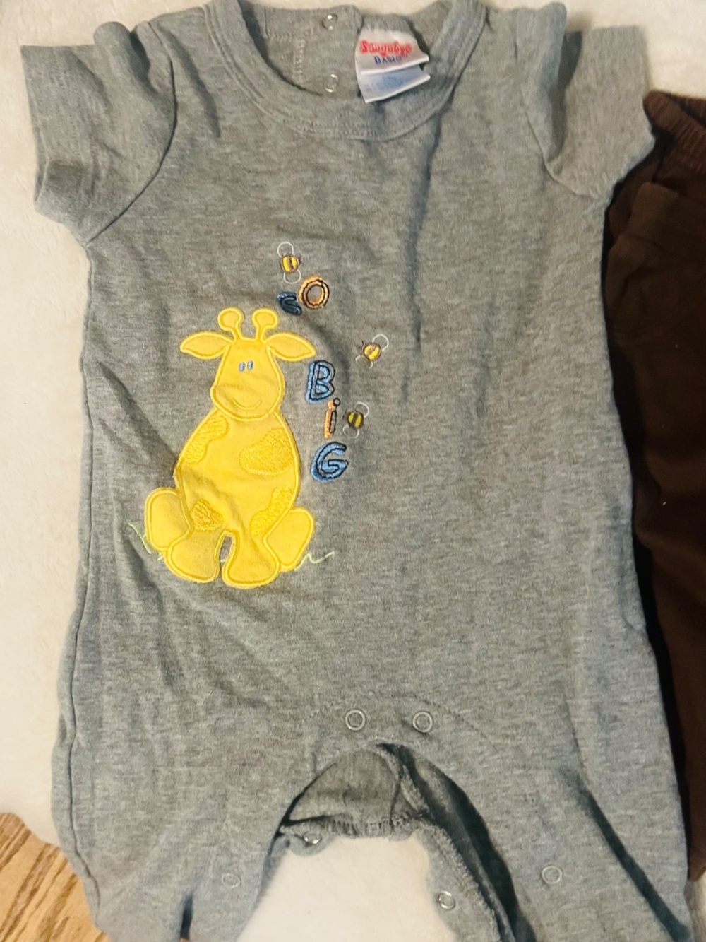 Lot 6-9 mo Boys Pants Onsie Bibs - Picture 2 of 7